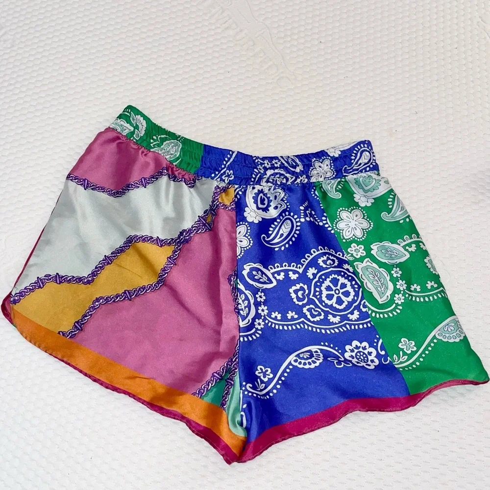 Zara Patterned Shorts - Picture 6 of 6